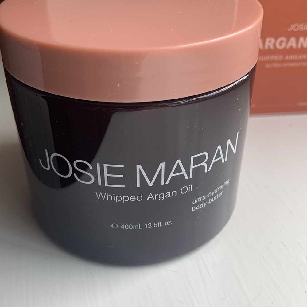 Josie Maran Argan Amour Body Butter. Vanilla Berry. New in box. - Picture 2 of 4